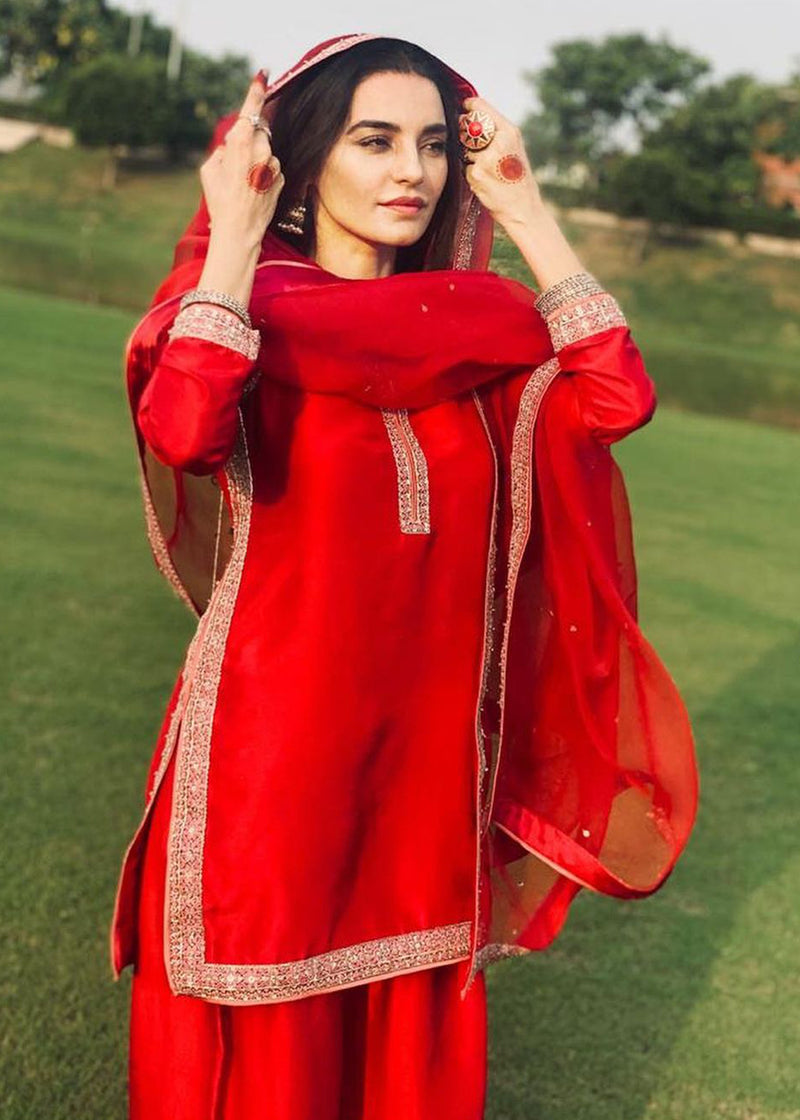 Sadia Khan Outfit