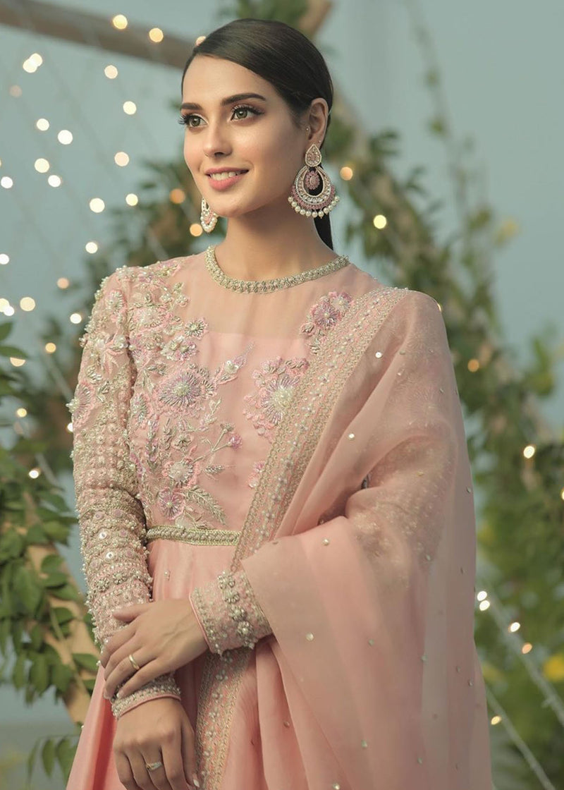 Iqra Aziz