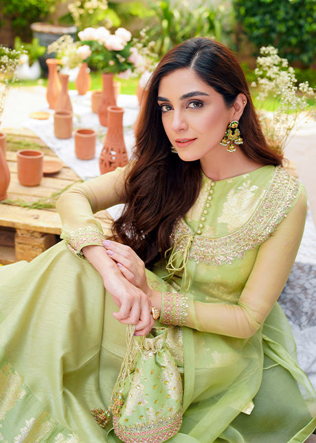 Aks - Maya Ali