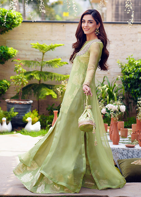 Aks - Maya Ali