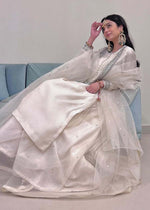 Noor Khan