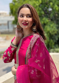 Hania Amir's Outfit